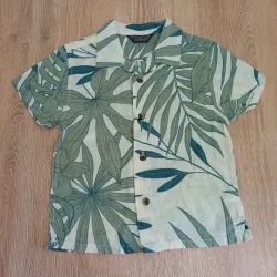 Camisa tropical color verde