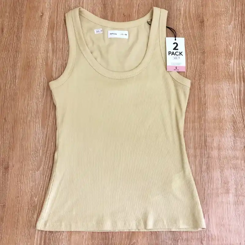 Camiseta básica color amarillo 