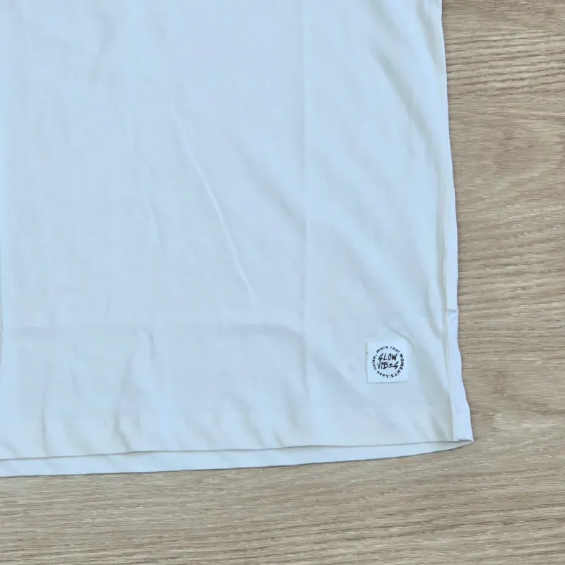 Camiseta color beich básica