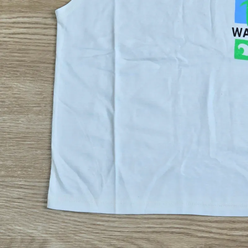 Camiseta color beich con Palma