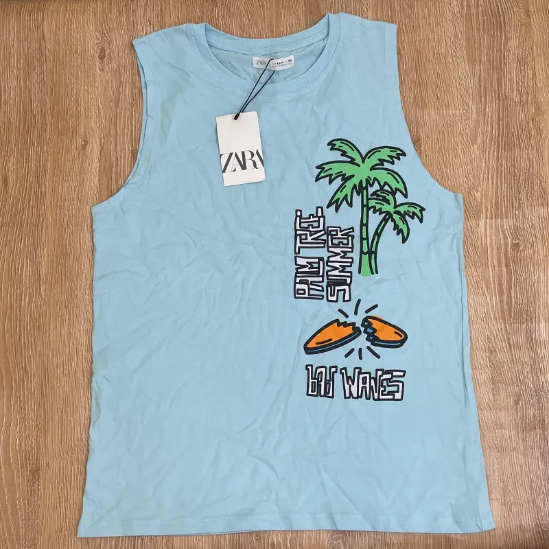 Camiseta con palmera color azul