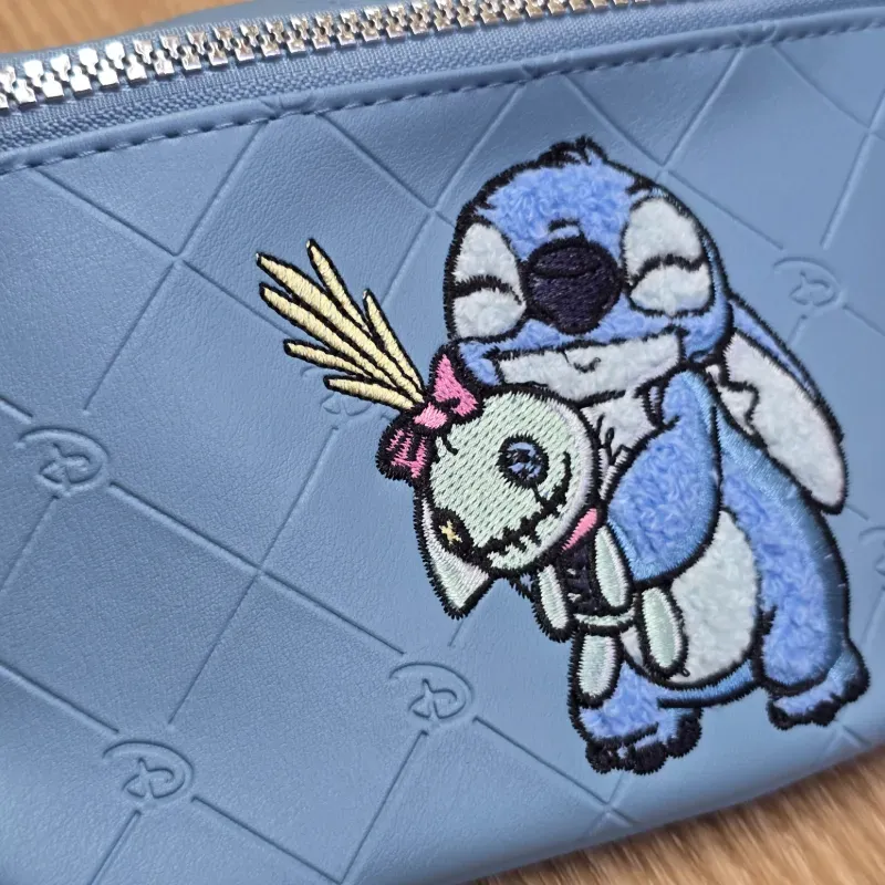 Cangurera de Stich Azul Con Relieve
