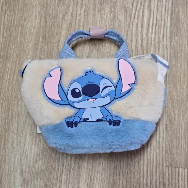 Cartera de Stich con pelitos