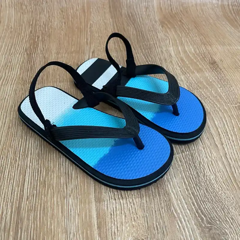 Chancletas color azul 