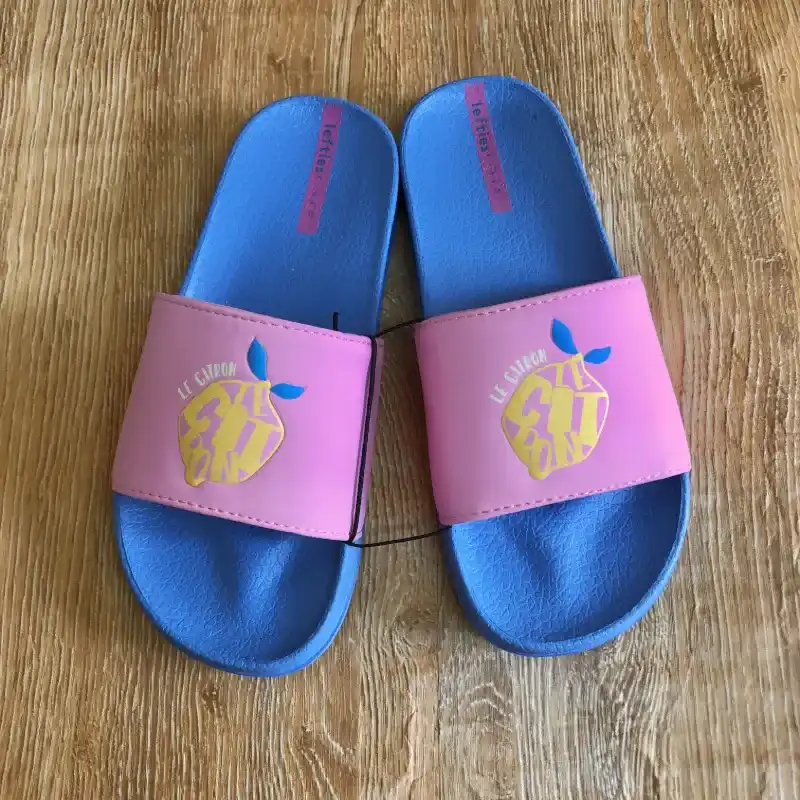 Chancletas color azul y rosado