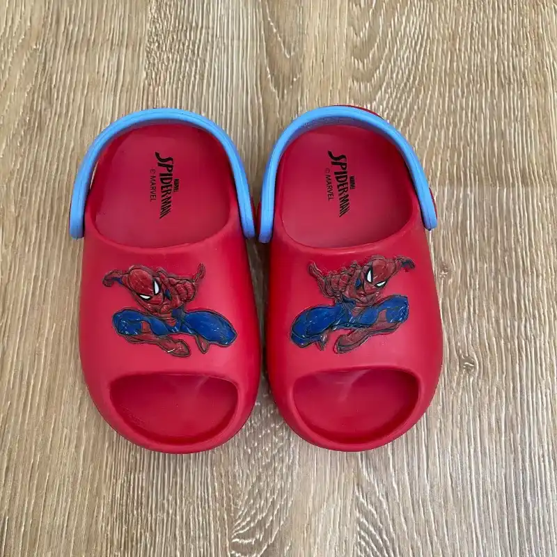 Chancletas de Spiderman 