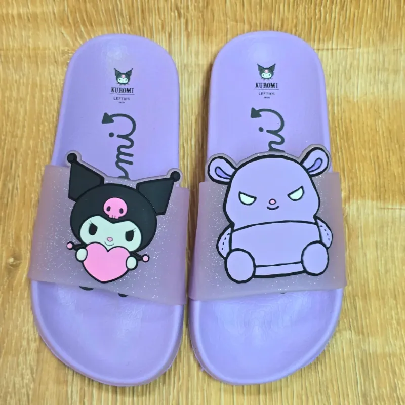 Chancletas moradas de KUROMI