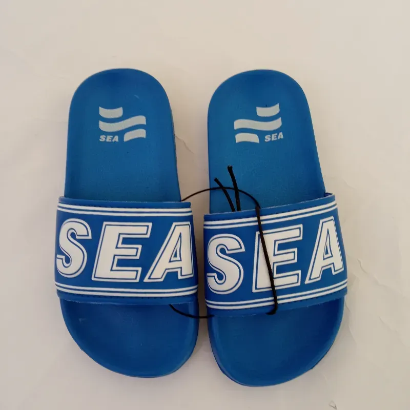 Chancletas SEA color azul 