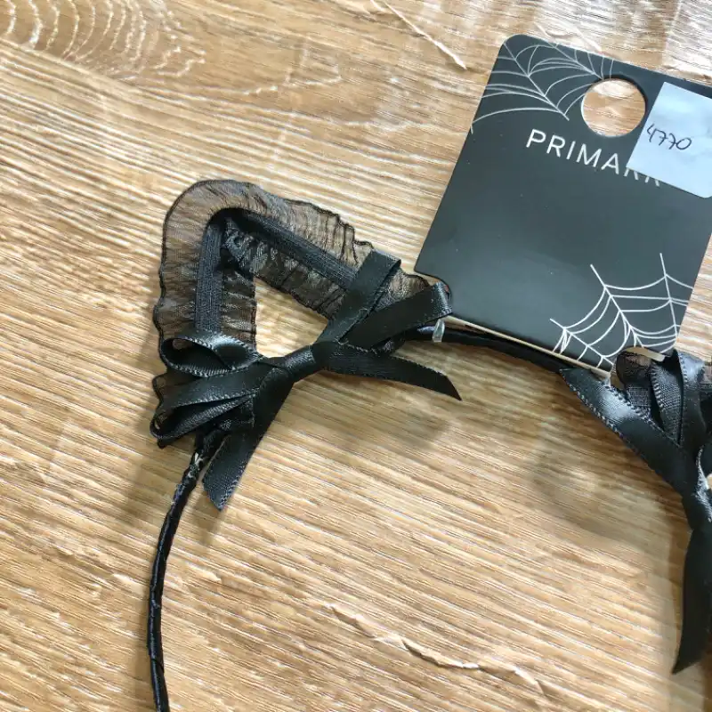 Cintillo con orejitas de gatica