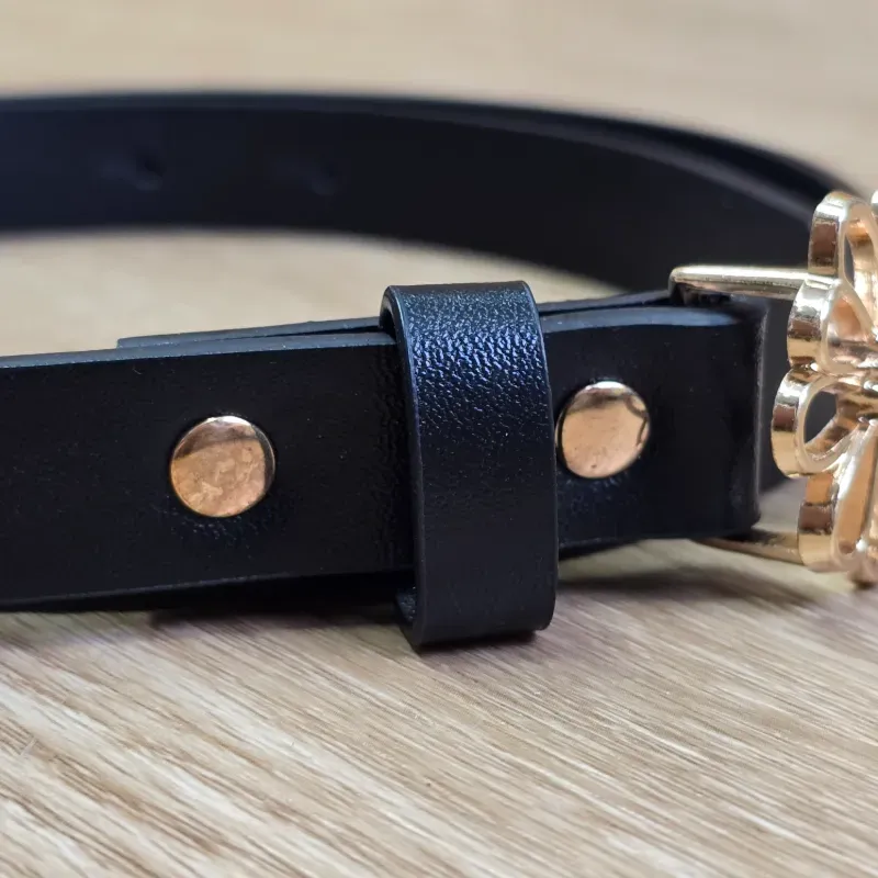 Cinto de niña con hebilla de Flor