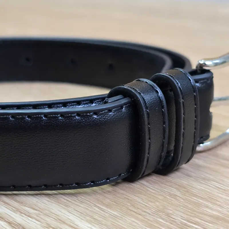 Cinto estilo cuero color negro