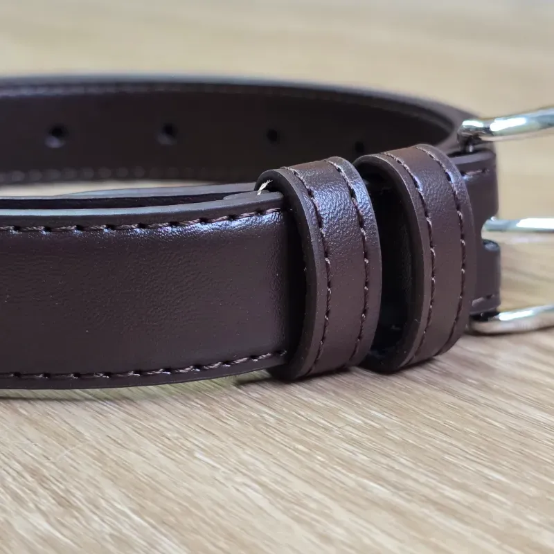 Cinto estilo cuerto color carmelita oscuro