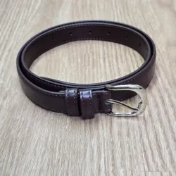 Cinto estilo cuerto color carmelita oscuro