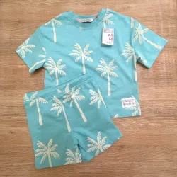 Conjunto color azul con palmeras 