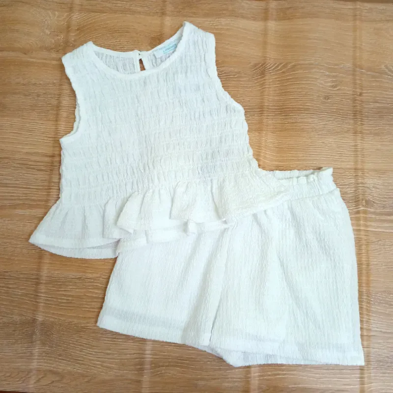 Conjunto color blanco