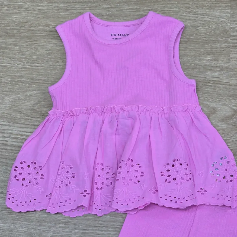 Conjunto color rosado de blusa con leggin