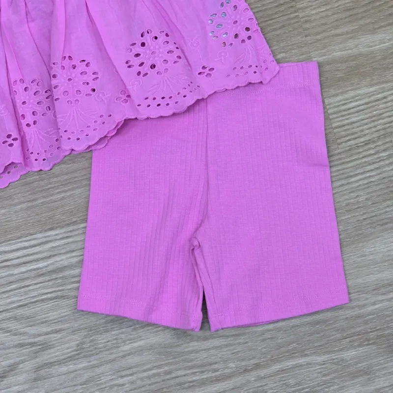 Conjunto color rosado de blusa con leggin