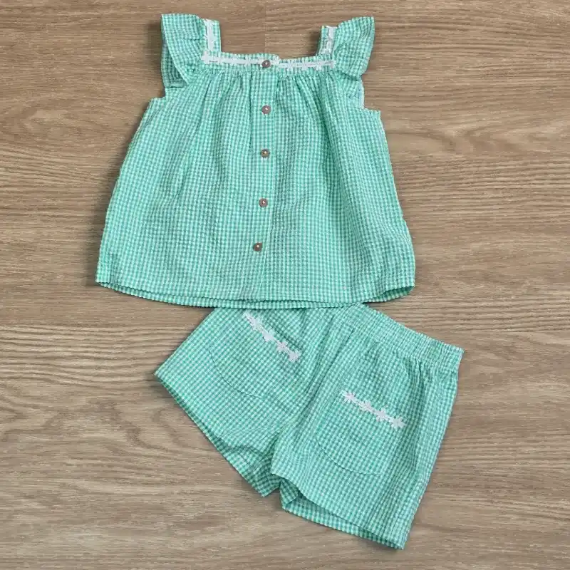 Conjunto color verde de Blusa y Short