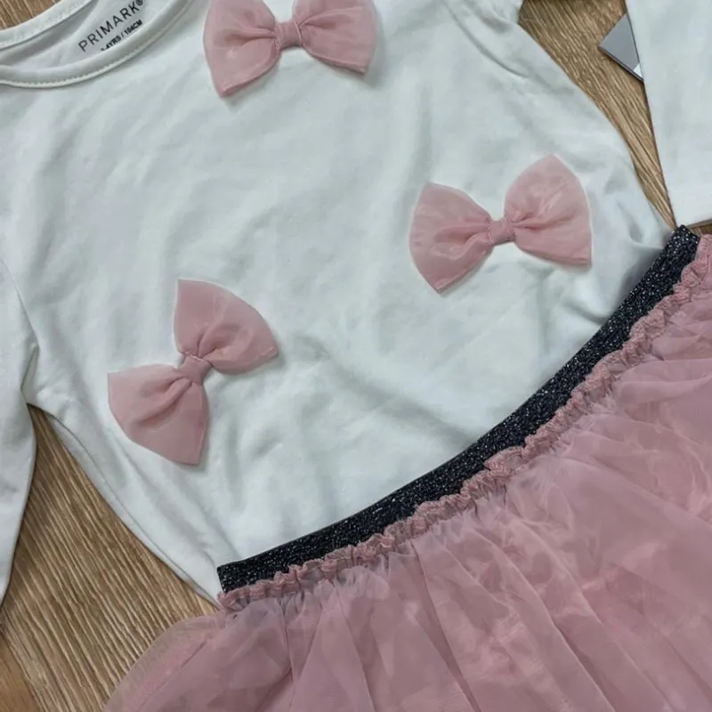 Conjunto con lacitos