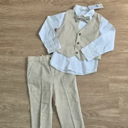 Conjunto de 4 piezas color beich de Vestir