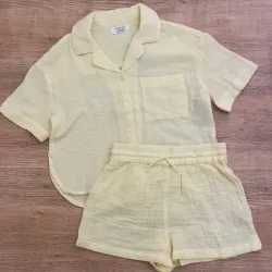 Conjunto de algodón color amarillo 