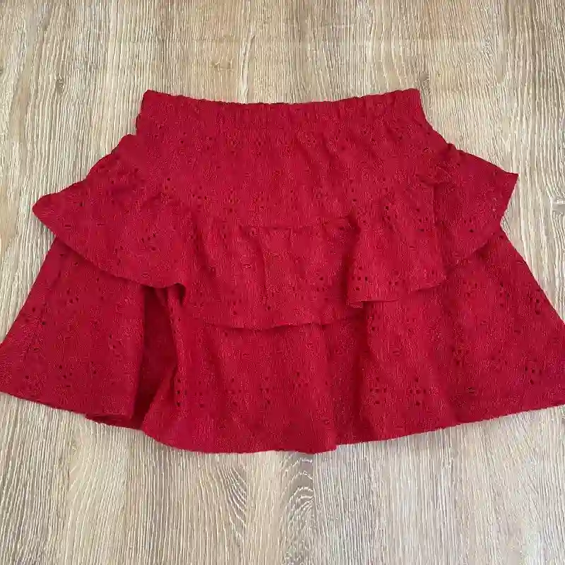 Conjunto de blusa y saya color rojo 
