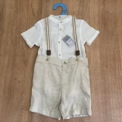 Conjunto de camisa con short de tirantes 