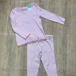 Conjunto de canalé color rosado 