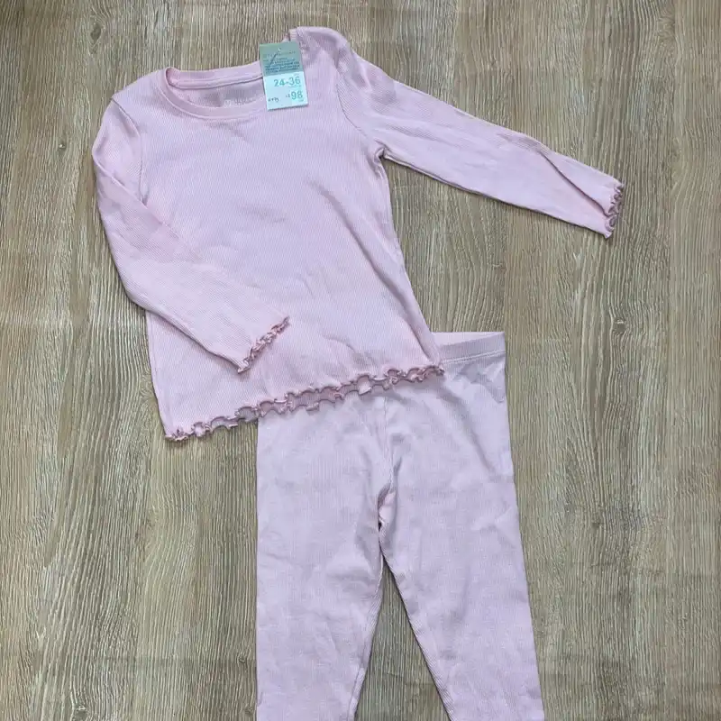 Conjunto de canalé color rosado 