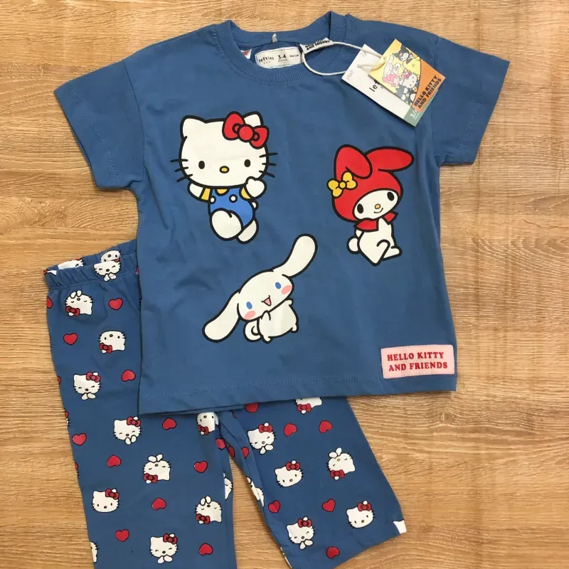 Conjunto de Hello Kitty and Friends 