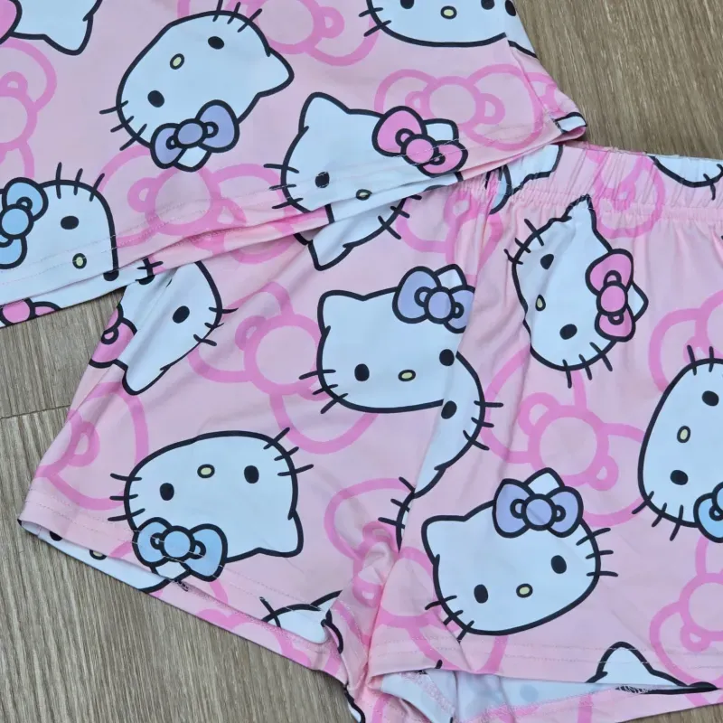 Conjunto de Hello Kitty con sus Caras