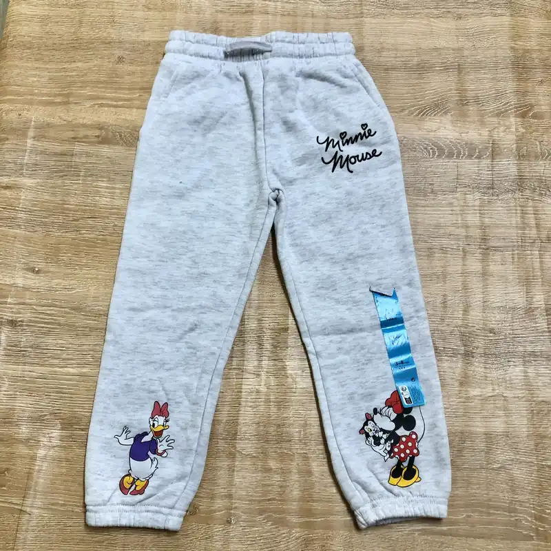 Conjunto de invierno de Minnie Mouse 