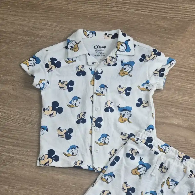 Conjunto de Mickey Mouse de Camisa