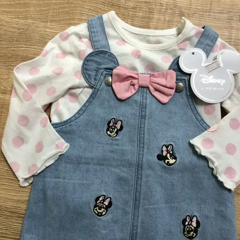 Conjunto de Minnie Mouse con overol