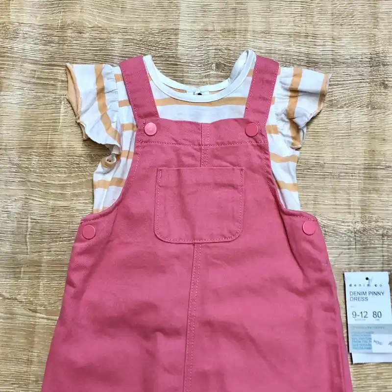 Conjunto de overol y blusa color rosado 