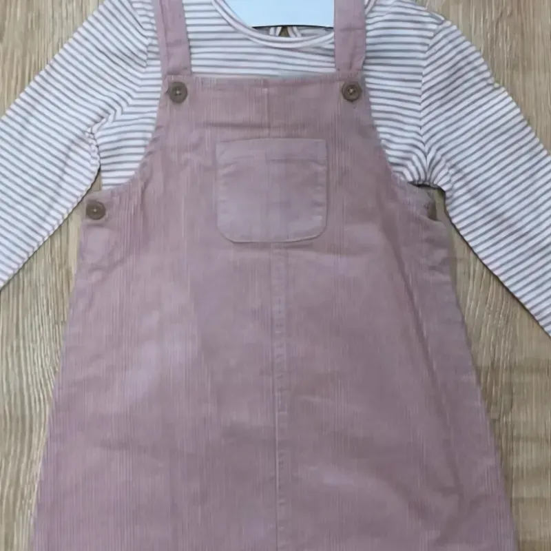 Conjunto de overol y enguatada color rosado