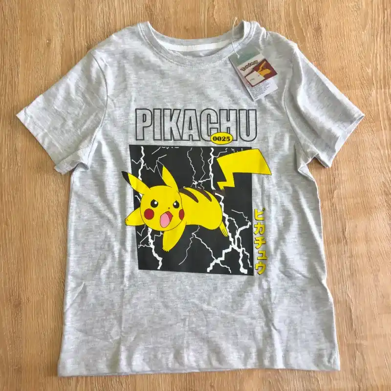 Conjunto de Pikachu color rojo 