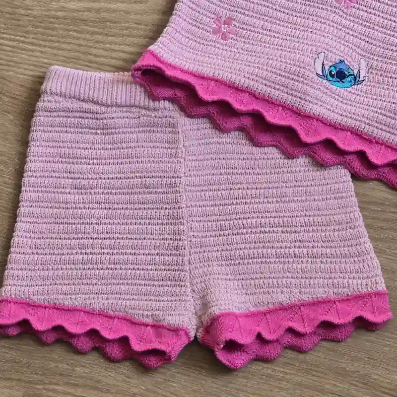 Conjunto de Stich tejido color rosado