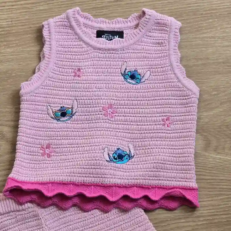 Conjunto de Stich tejido color rosado