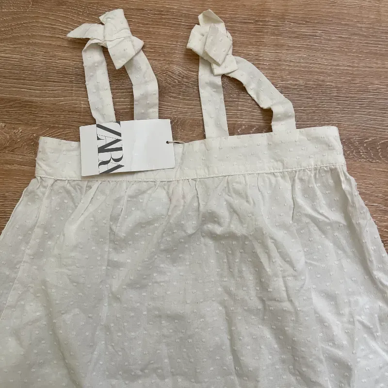 Conjunto de Zara color crema 