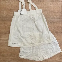 Conjunto de Zara color crema 
