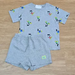 Conjunto Gris Mickey