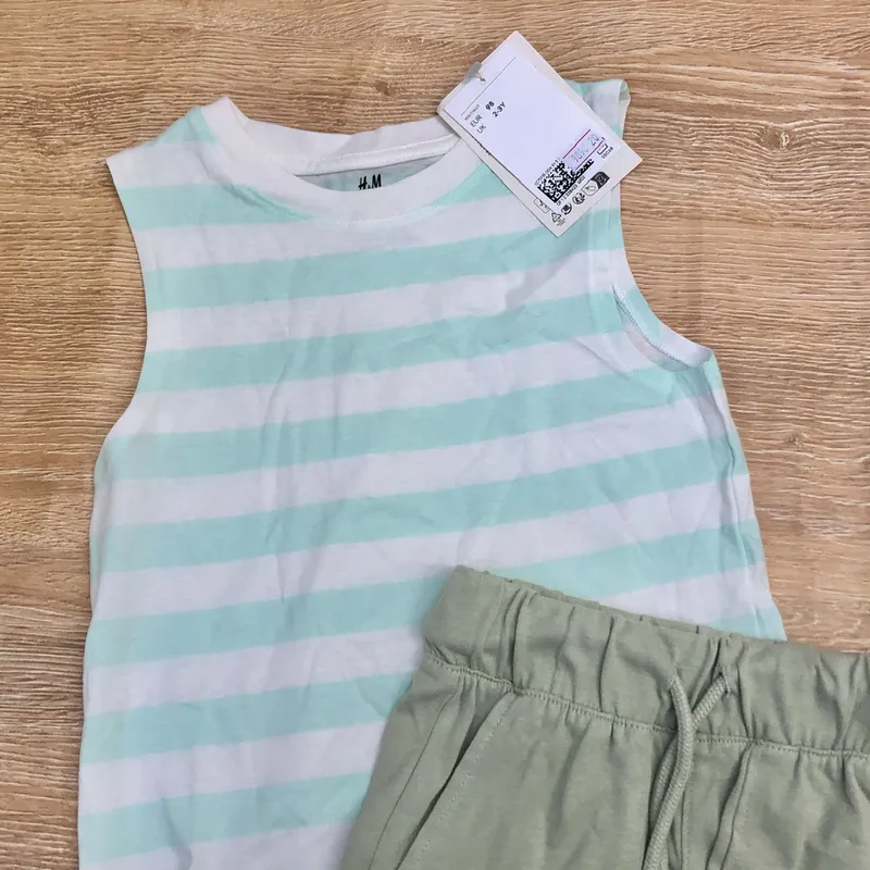 Conjunto H&M color verde 