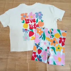 Conjunto "Love Life" con flores