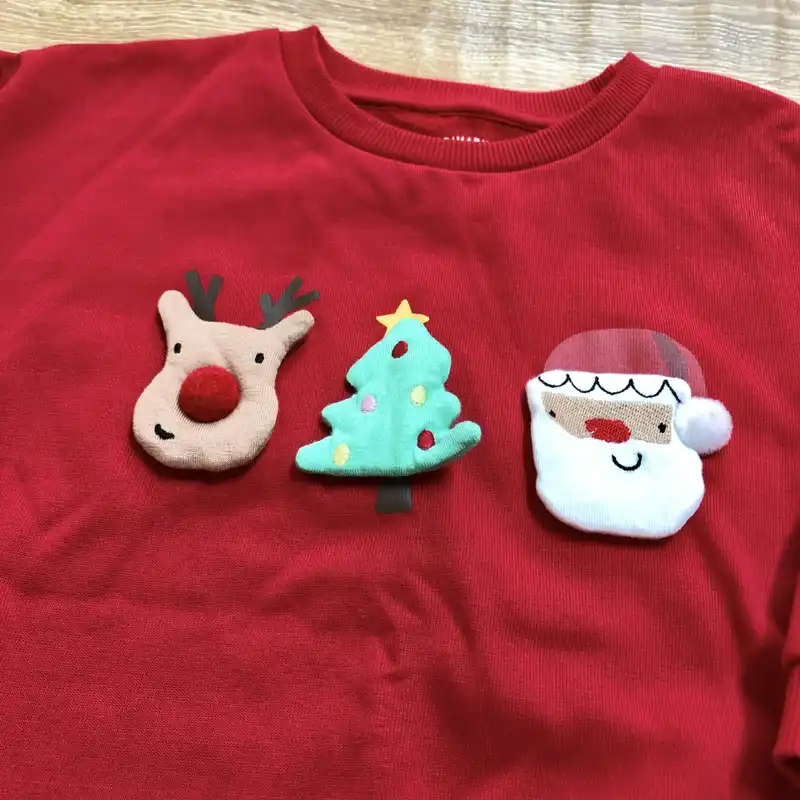 Conjunto rojo con Papá Noel 