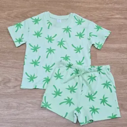 Conjunto Verde de Palmeras