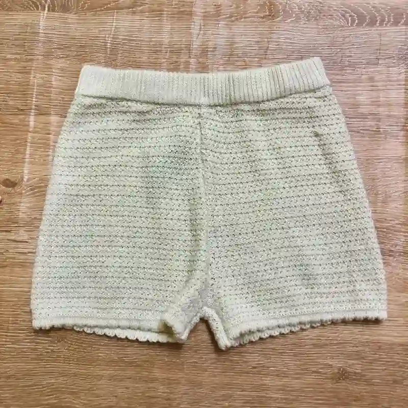 Conjunto tejido con frutas