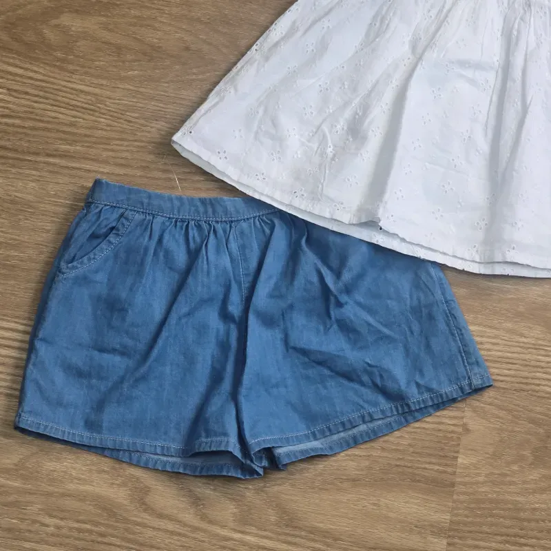 Conjunto veraniego con vuelos