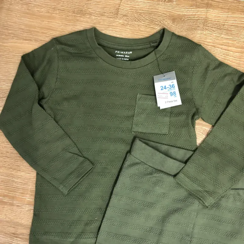 Conjunto verde oliva 