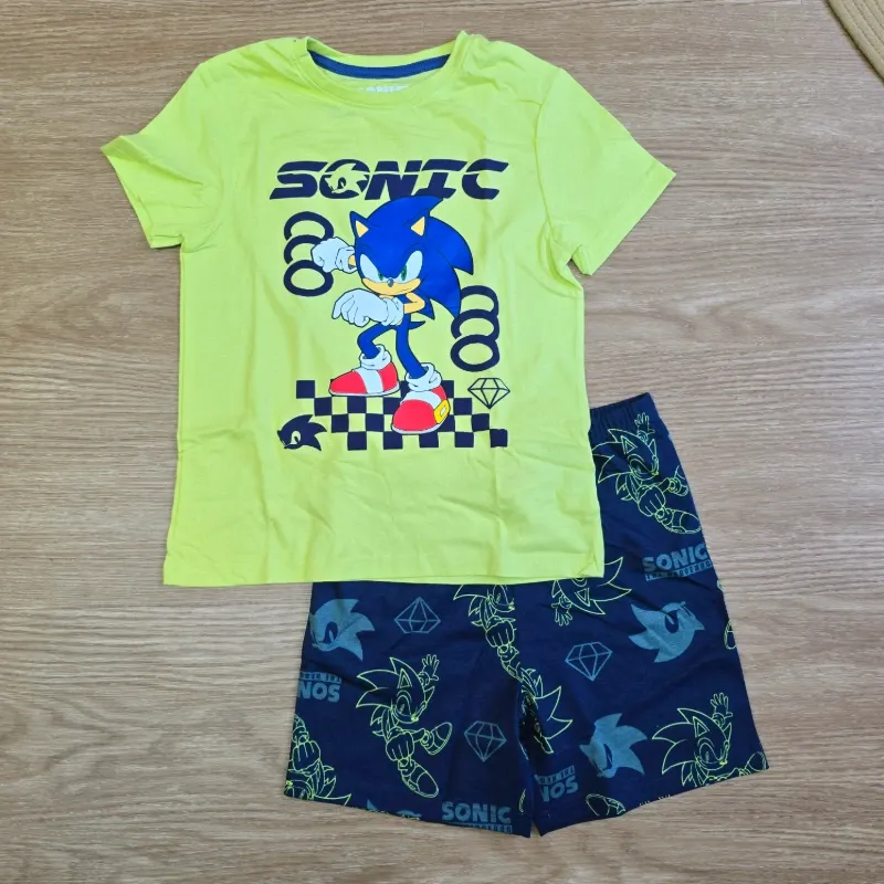 Conjunto verde y azul de Sonic